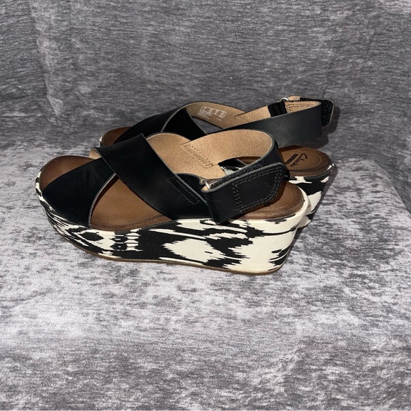 Clarks Collection Leather Heeled Wedge Sandal Valarie James SZ 6.5 Medium - Picture 5 of 8